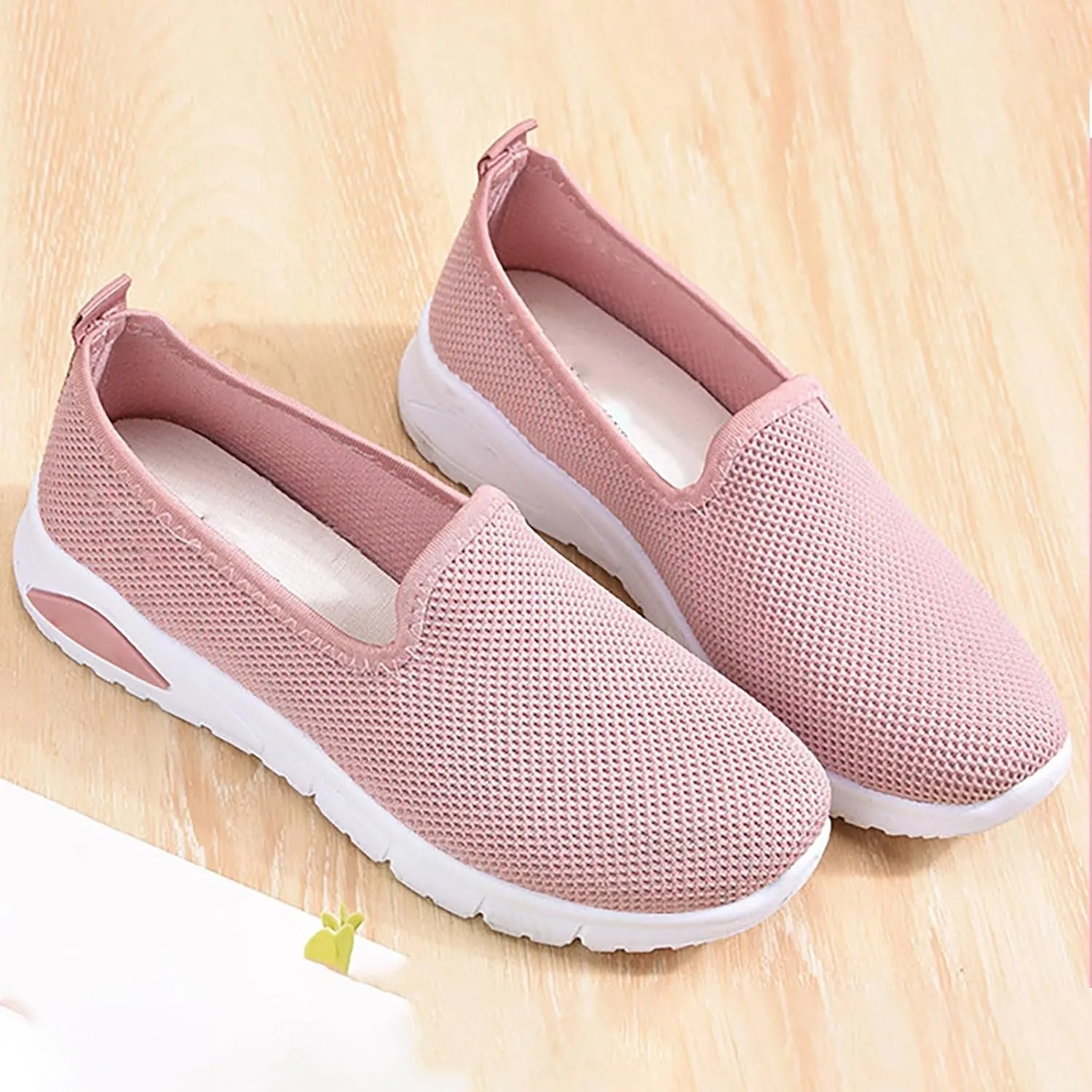 Womens Stylish Slip On Sneakers Trendy Flats Comfortable Casual Walking Shoes No Laces Hand Free Low Top Woven Orthopedic Breathable Soft Shoes Slip-on Loafers Sneakers